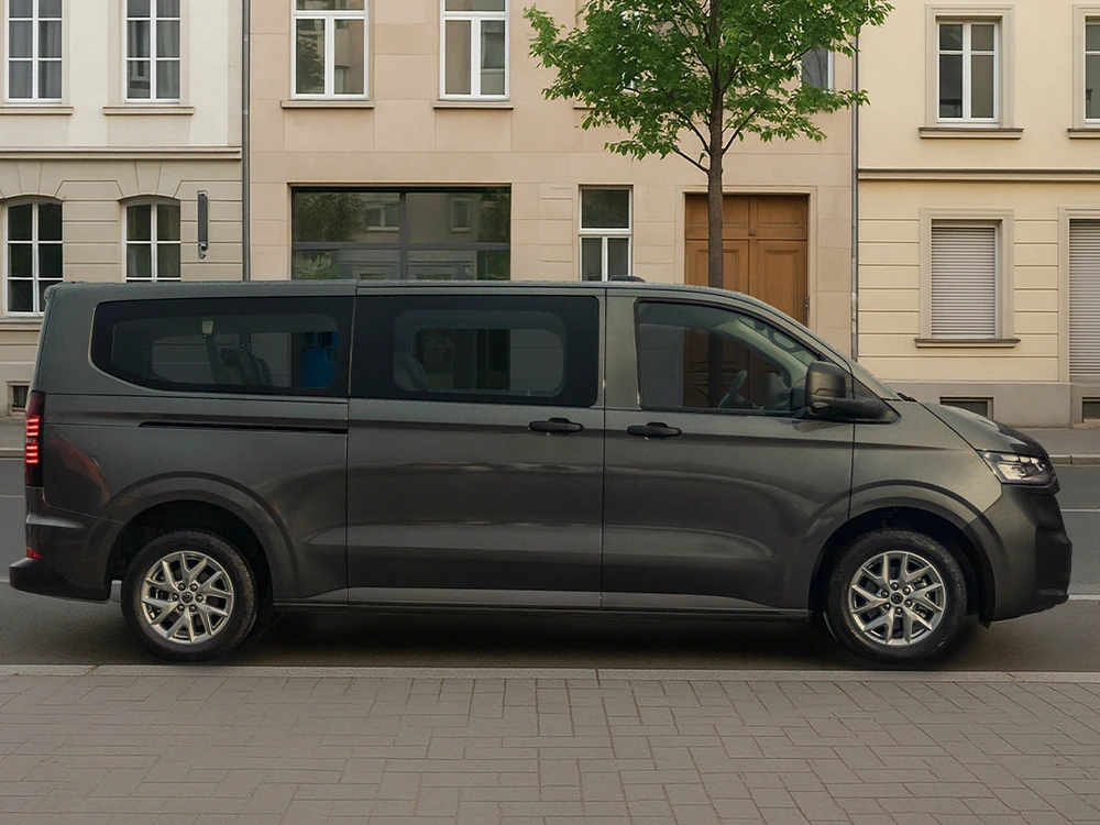 Volkswagen Transporter 2.0 TDI Camlı Van Otomatik