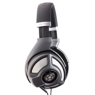 HD 700 - 2